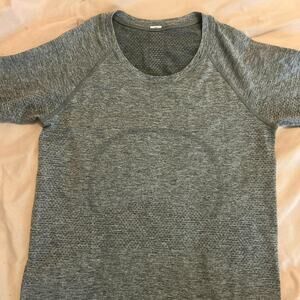 Lululemon long sleeve grey